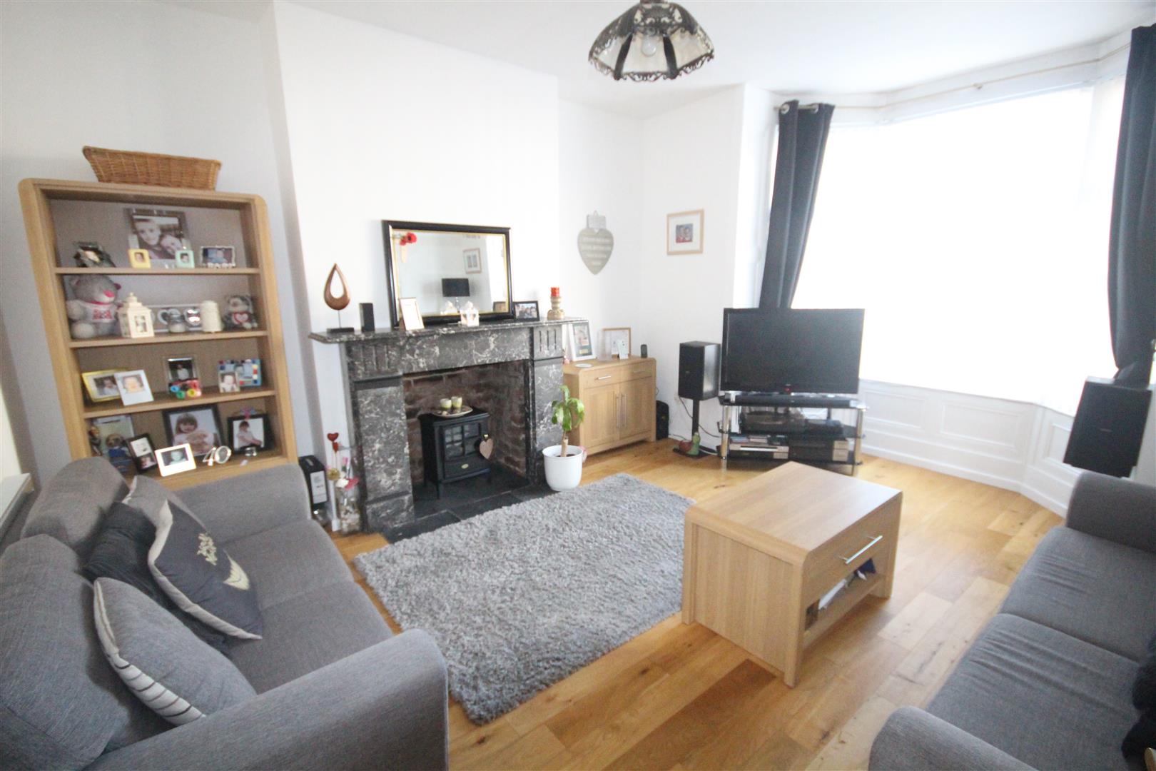 3 bedroom mid terrace house SSTC in Earby - IMG_9457.jpg